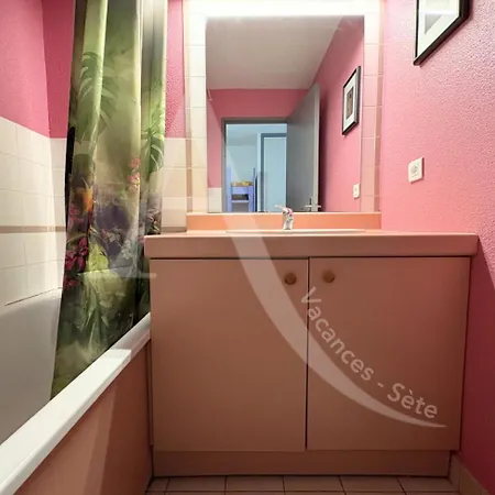 Vue Avec Pkg, Piscine, Tennis, Direct