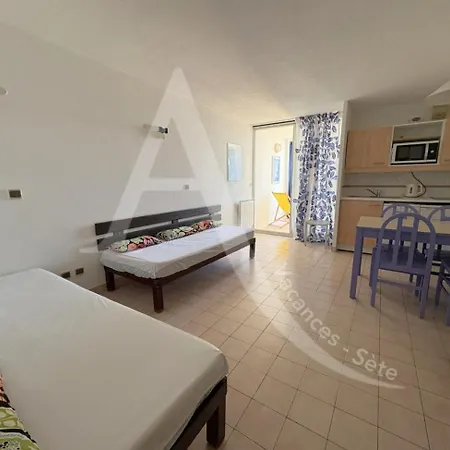 Lägenhet Vue Avec Pkg, Piscine, Tennis, Direct